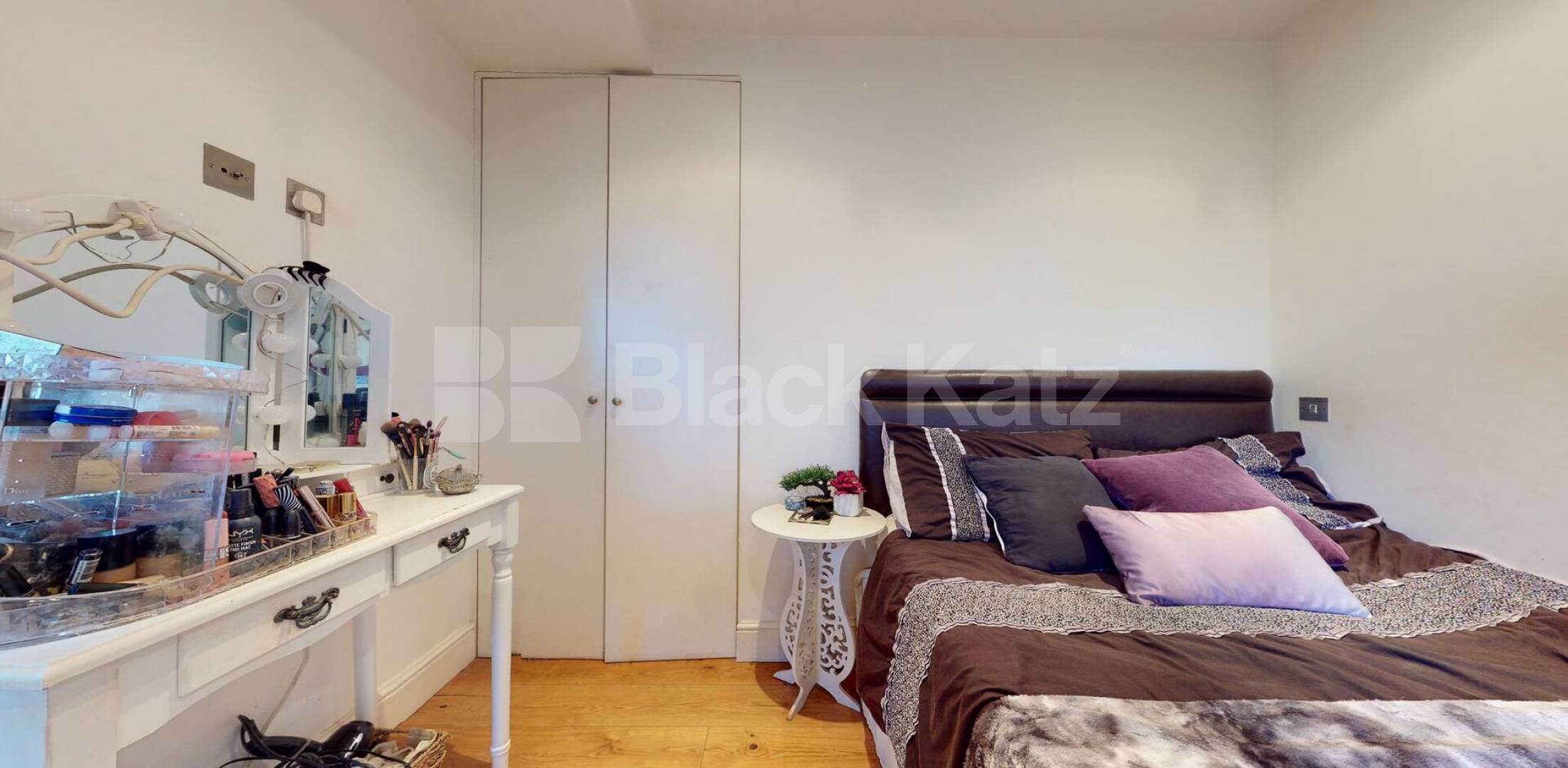 Stunning Studio in the heart of Chelsea Nell Gwynn House, Sloane Avenue, Chelsea